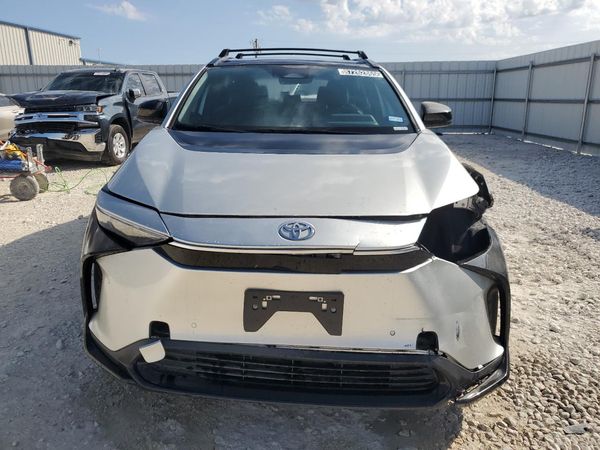 2024 TOYOTA BZ4X