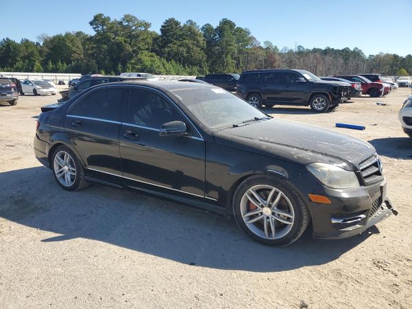 2014 MERCEDES-BENZ C