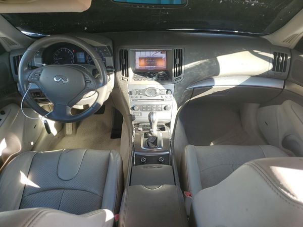 2013 INFINITI G37