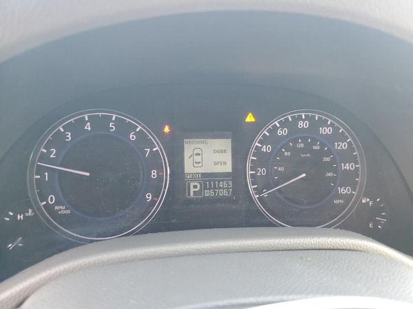 2013 INFINITI G37