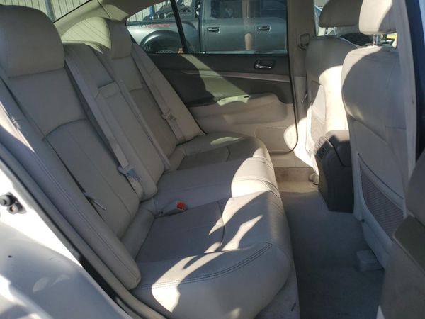 2013 INFINITI G37