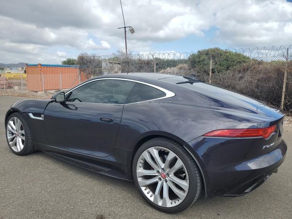 2017 JAGUAR F-TYPE