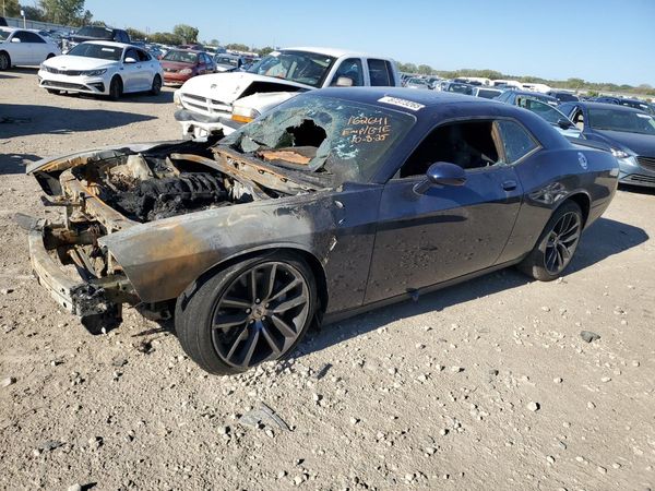 2015 DODGE CHALLENGER SCAT Pack — Front 3/4
