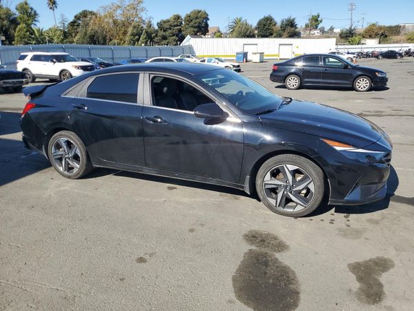 2023 HYUNDAI ELANTRA