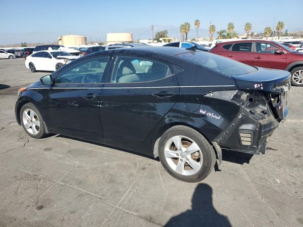 2013 HYUNDAI ELANTRA