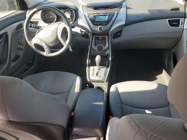 2013 HYUNDAI ELANTRA
