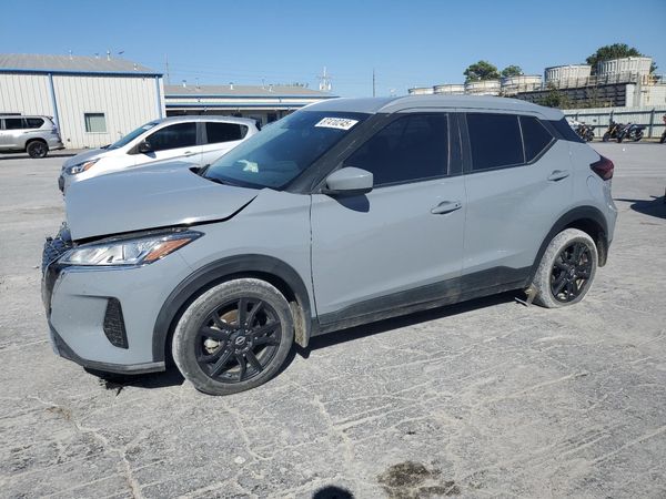 2023 NISSAN KICKS