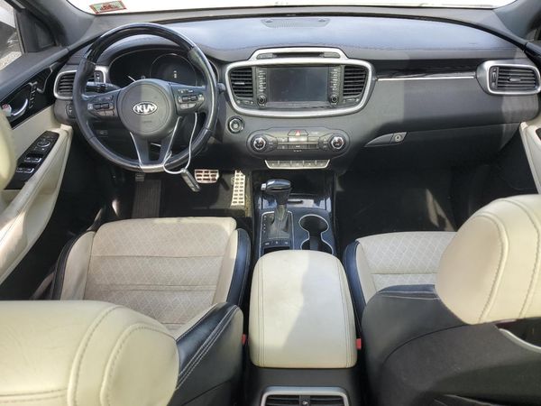 2016 KIA SORENTO