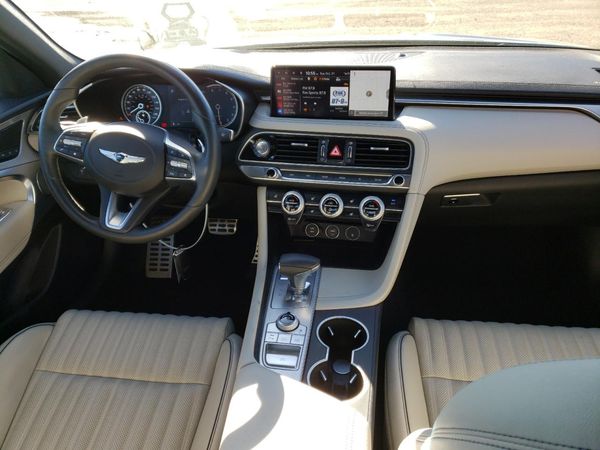 2023 GENESIS G70
