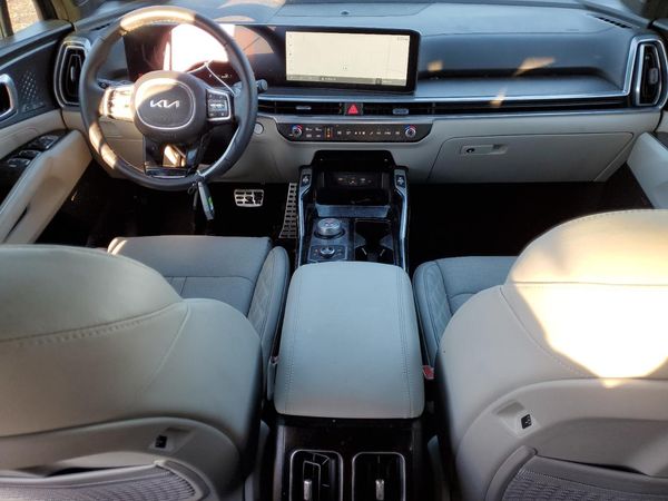 2025 KIA SORENTO
