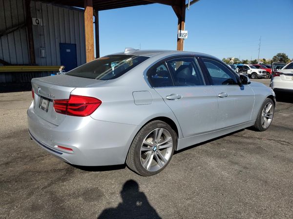 2017 BMW 330