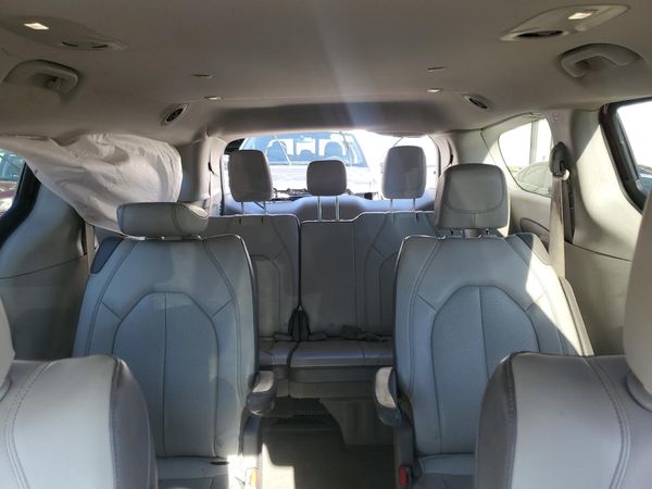 2020 CHRYSLER VOYAGER LXI — SUVN
