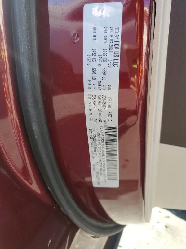 2020 CHRYSLER VOYAGER LXI — VINS