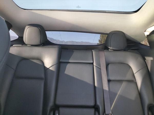 2021 TESLA MODEL Y — SUVN