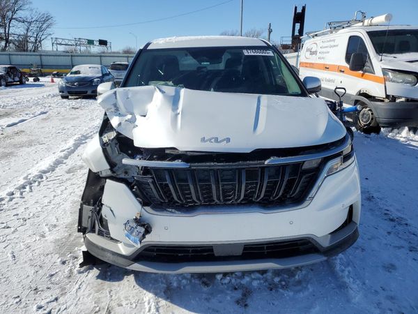 2023 KIA CARNIVAL