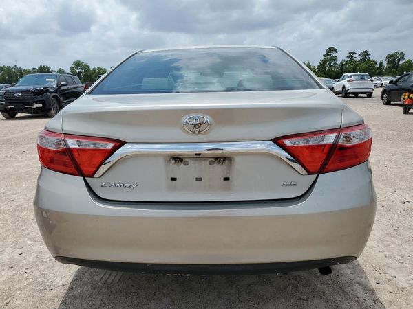 2016 TOYOTA CAMRY