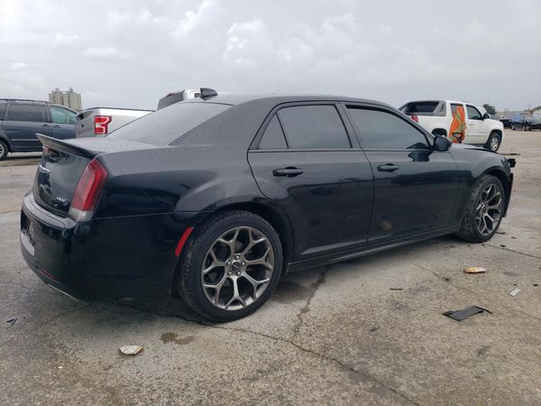 2018 CHRYSLER 300