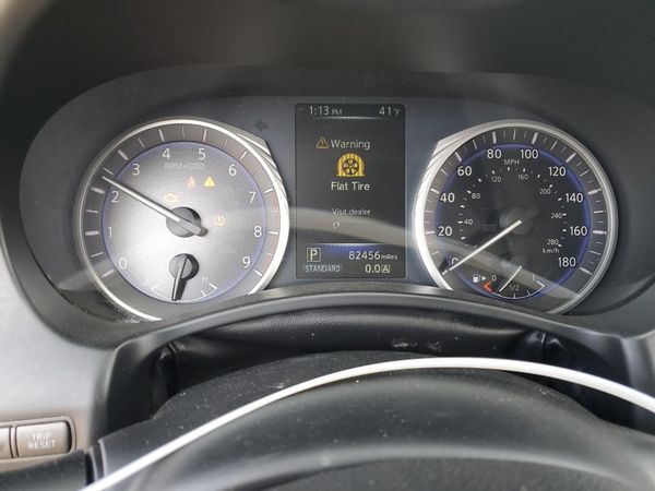 2017 INFINITI Q60