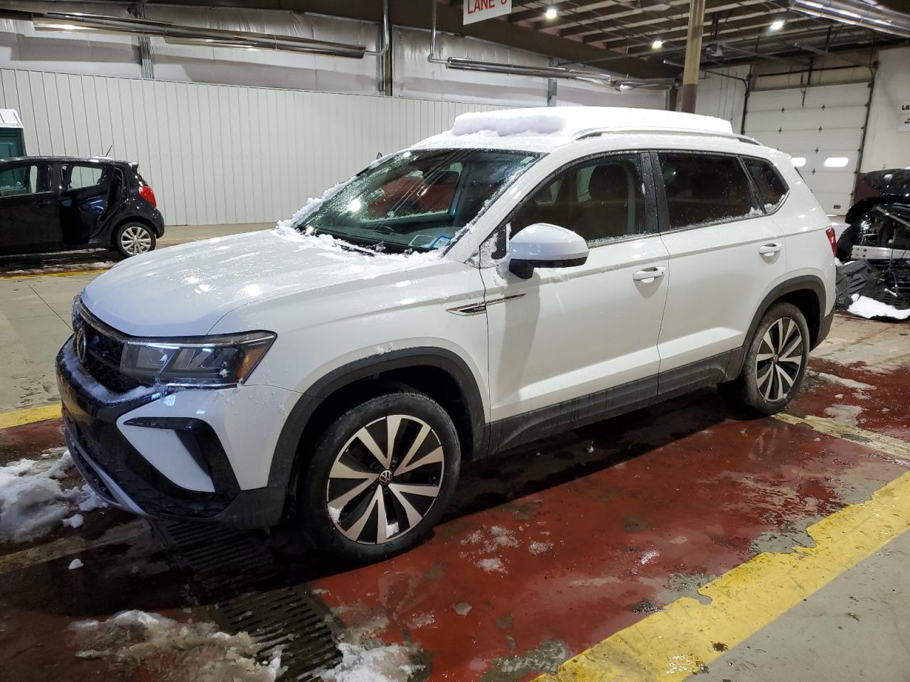 2022 VOLKSWAGEN TAOS