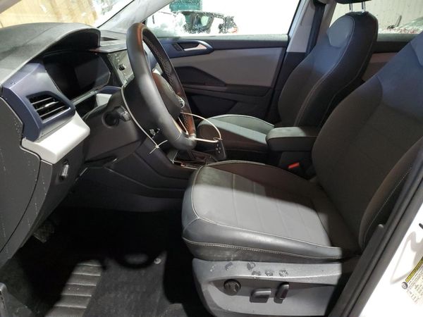 2022 VOLKSWAGEN TAOS