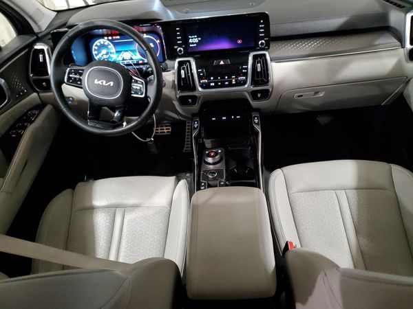 2023 KIA SORENTO