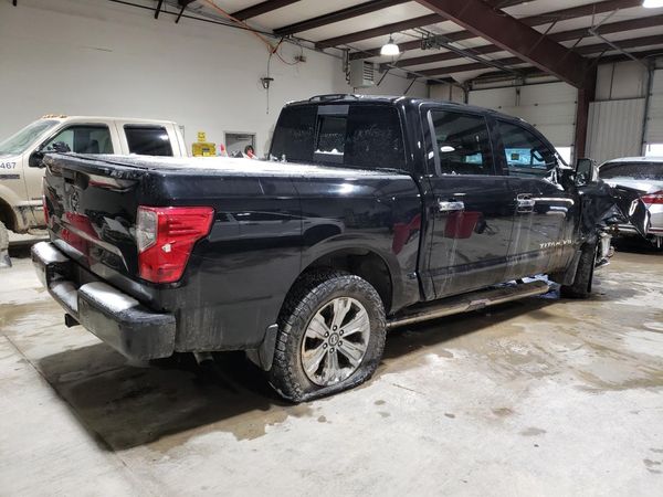 2018 NISSAN TITAN