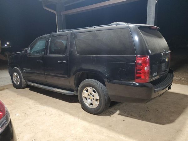 2013 CHEVROLET SUBURBAN LT