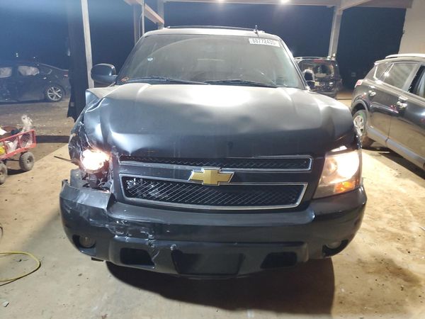 2013 CHEVROLET SUBURBAN LT