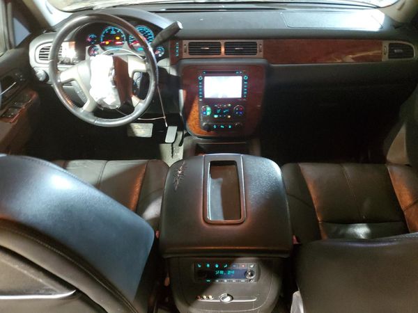 2013 CHEVROLET SUBURBAN LT