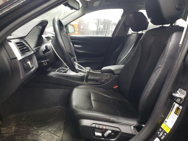 2016 BMW 320