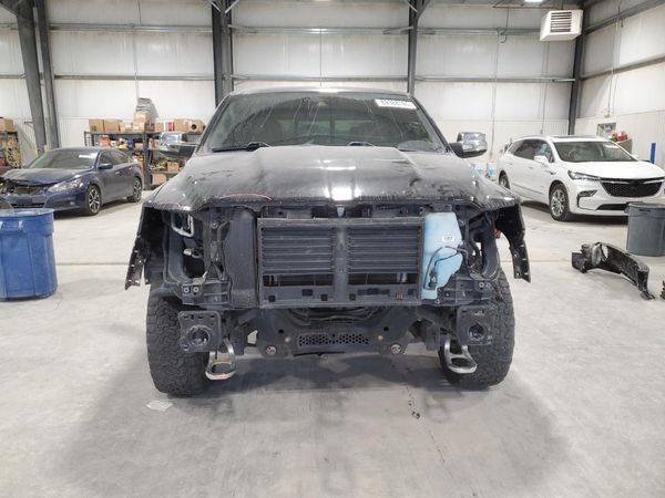 2019 RAM 1500 LIMITED CREW CAB 4X4