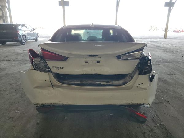 2017 KIA FORTE LX Base