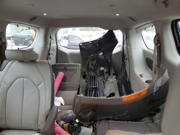 2017 CHRYSLER PACIFICA Touring L