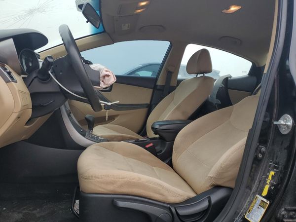 2013 HYUNDAI ELANTRA