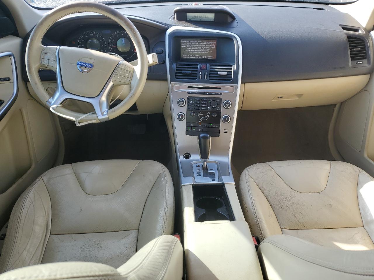 2011 VOLVO XC60