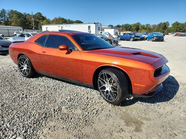 2020 DODGE CHALLENGER SXT