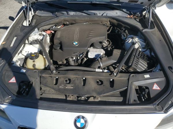 2015 BMW 528