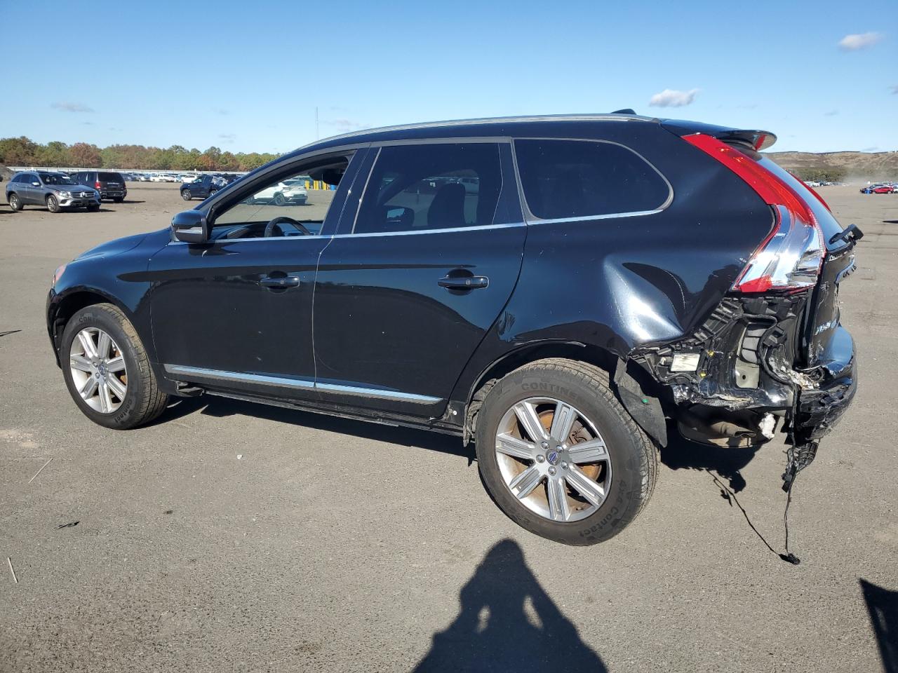 2017 VOLVO XC60 Inscription