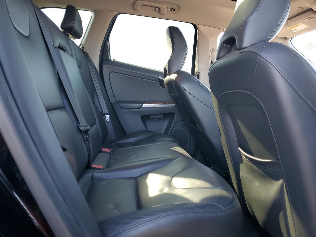 2017 VOLVO XC60 Inscription