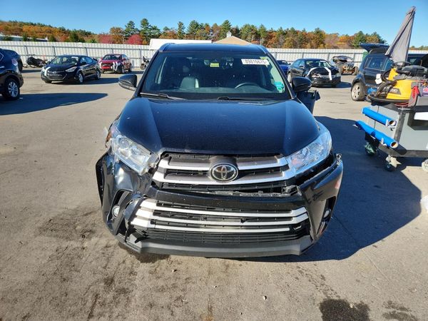 2018 TOYOTA HIGHLANDER SE/XLE