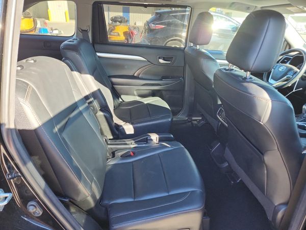 2018 TOYOTA HIGHLANDER SE/XLE