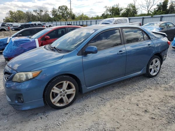 2013 TOYOTA COROLLA