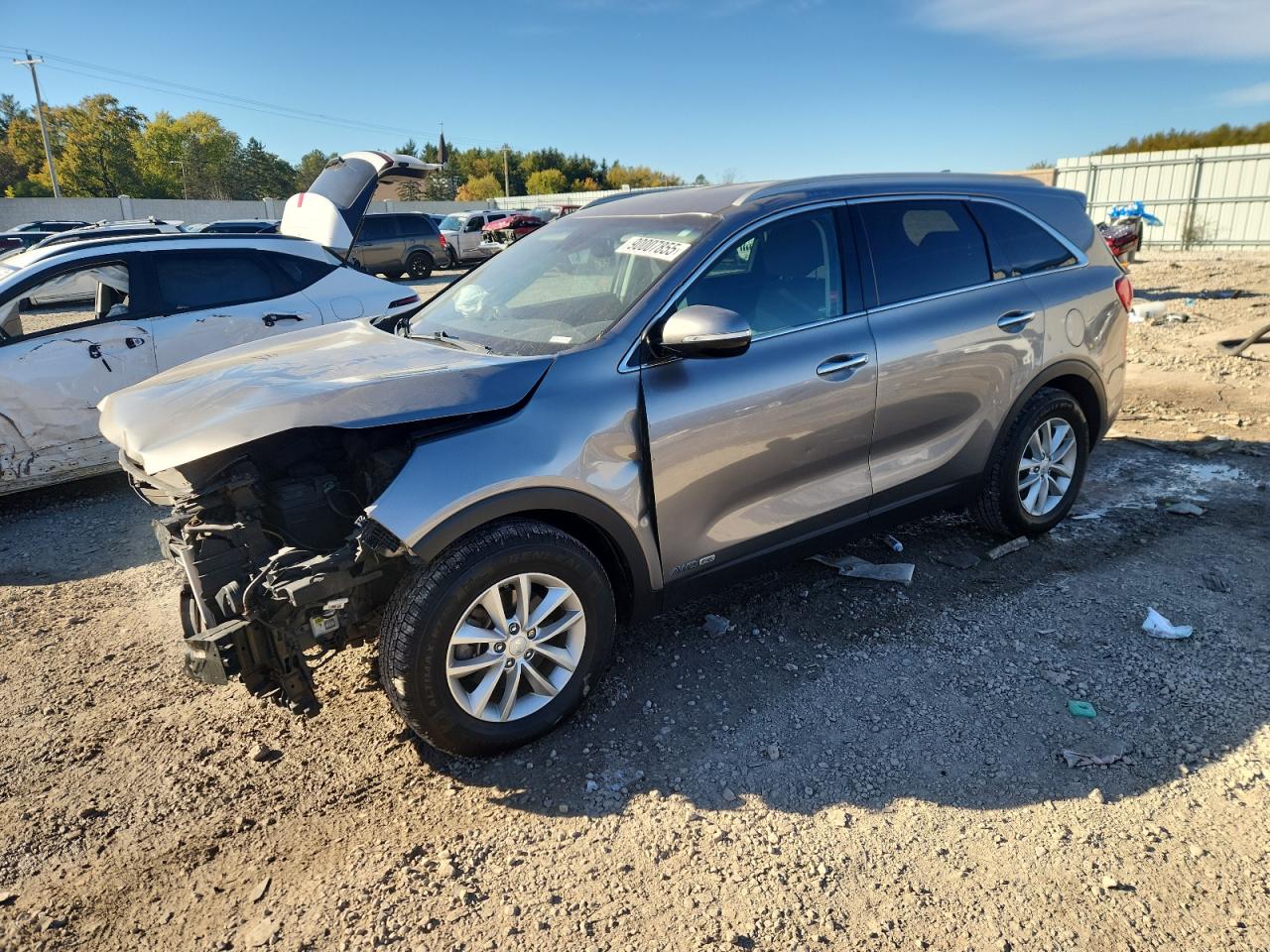 2017 KIA SORENTO L, LX