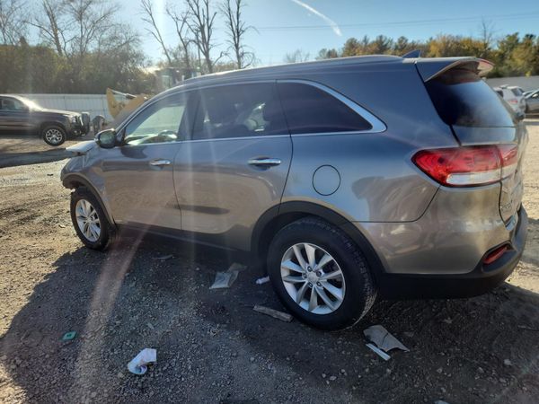 2017 KIA SORENTO L, LX