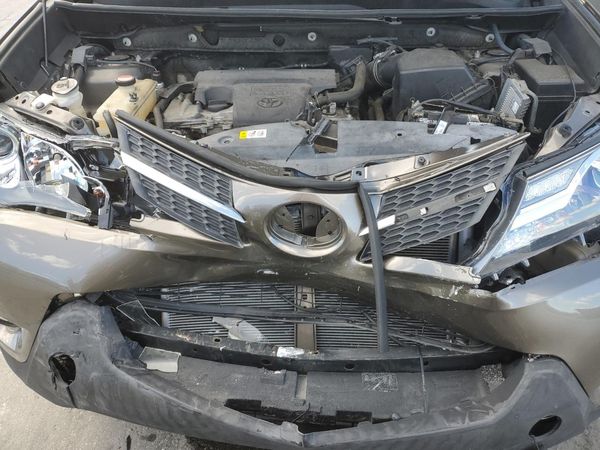 2015 TOYOTA RAV4 LE (X Grade)