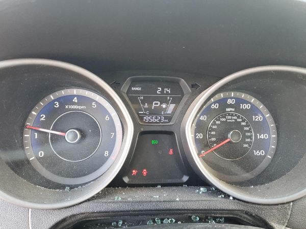 2016 HYUNDAI ELANTRA