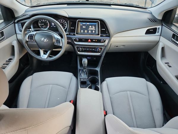 2019 HYUNDAI SONATA