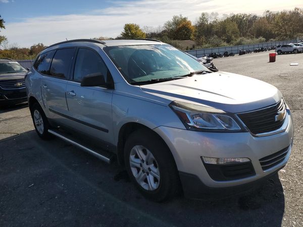 2016 CHEVROLET TRAVERSE LS