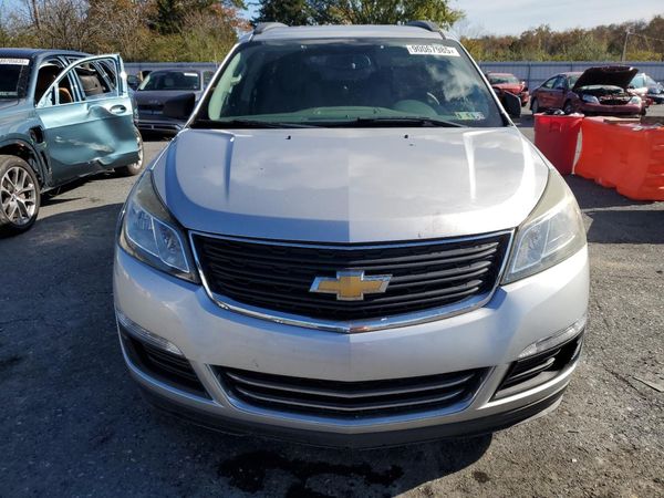 2016 CHEVROLET TRAVERSE LS