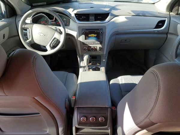 2016 CHEVROLET TRAVERSE LS